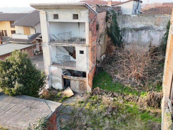 casa indipendente in vendita a Bottanuco