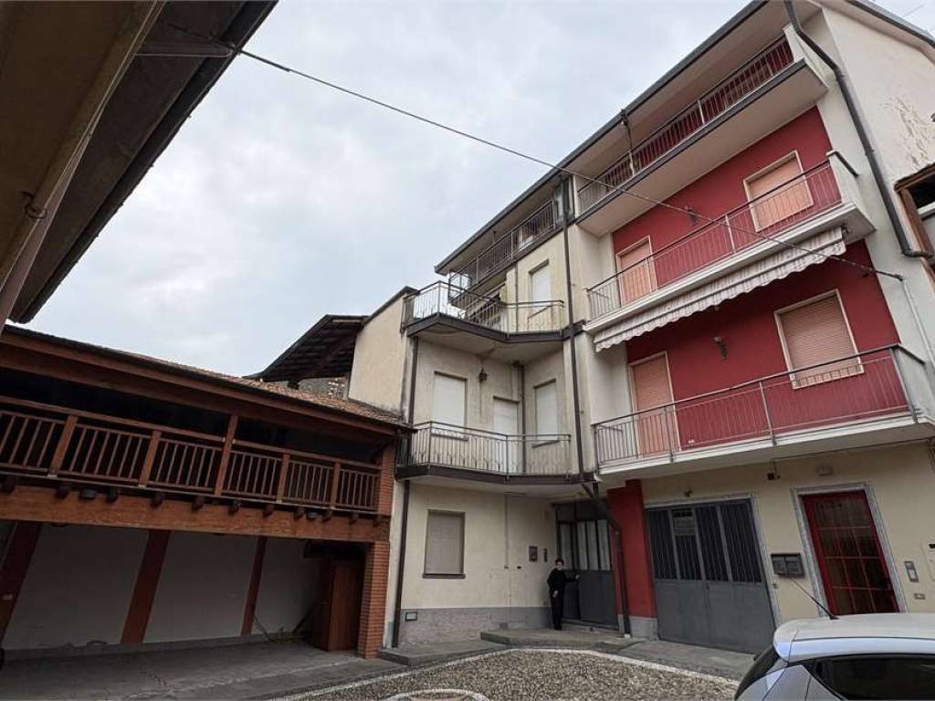 appartamento in vendita a Bottanuco