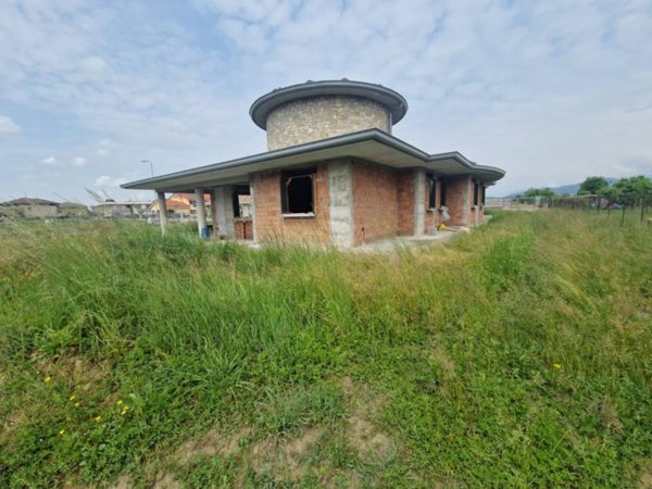 casa indipendente in vendita a Bottanuco
