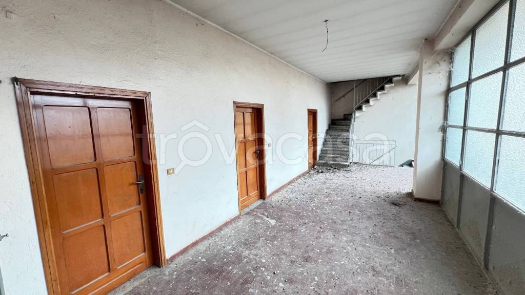 casa indipendente in vendita a Bottanuco