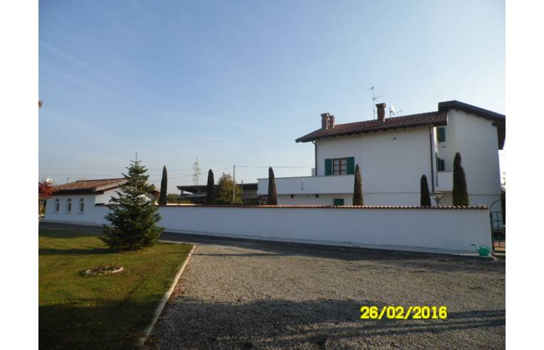 casa indipendente in vendita a Bottanuco
