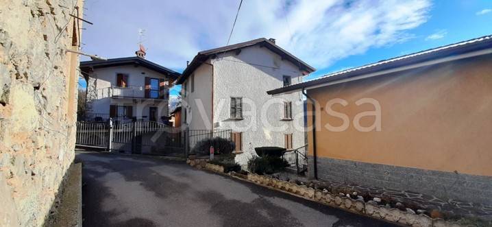 casa indipendente in vendita a Bracca