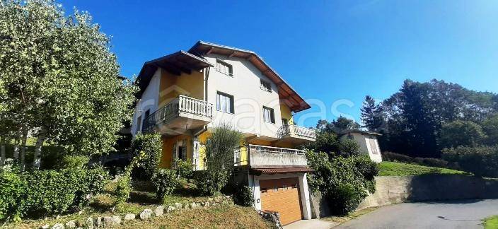 casa indipendente in vendita a Bracca in zona Cornalta