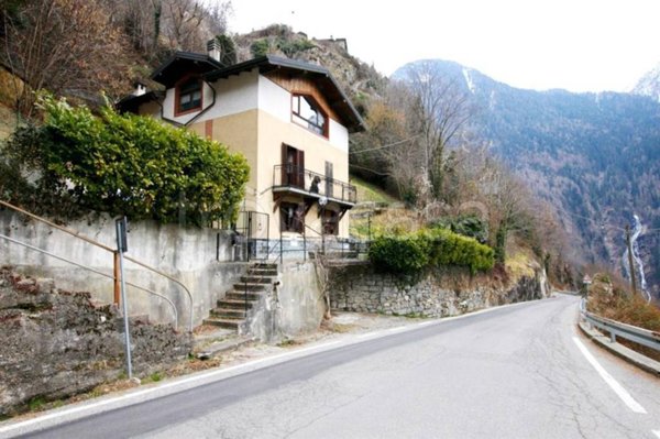 casa indipendente in vendita a Branzi