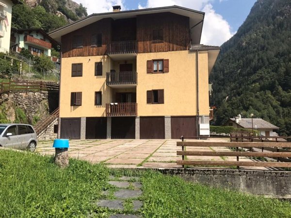 appartamento in vendita a Branzi