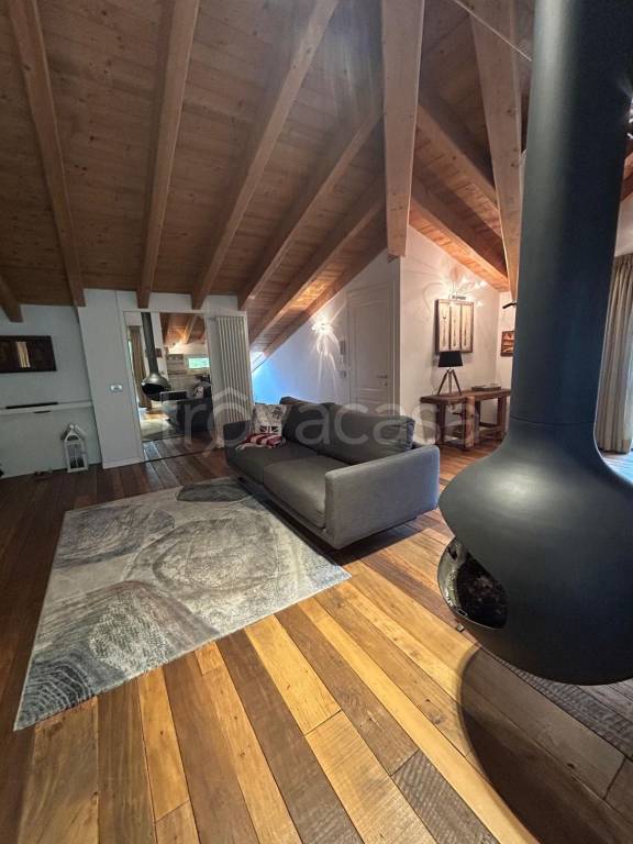 appartamento in vendita a Branzi