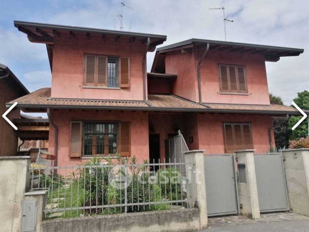 casa indipendente in vendita a Brembate