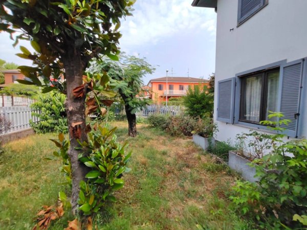 casa indipendente in vendita a Brembate