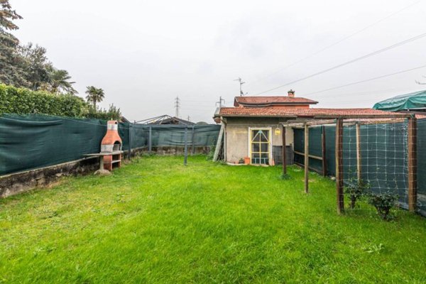 appartamento in vendita a Brembate in zona Grignano