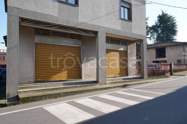 negozio in vendita a Brembate