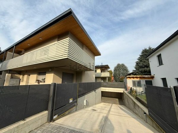 appartamento in vendita a Brembate