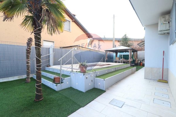 casa indipendente in vendita a Brembate