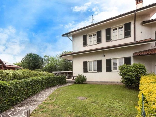 casa indipendente in vendita a Brembate