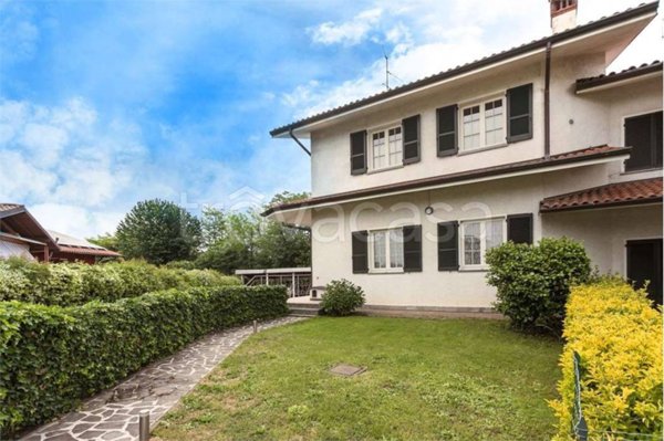 casa indipendente in vendita a Brembate