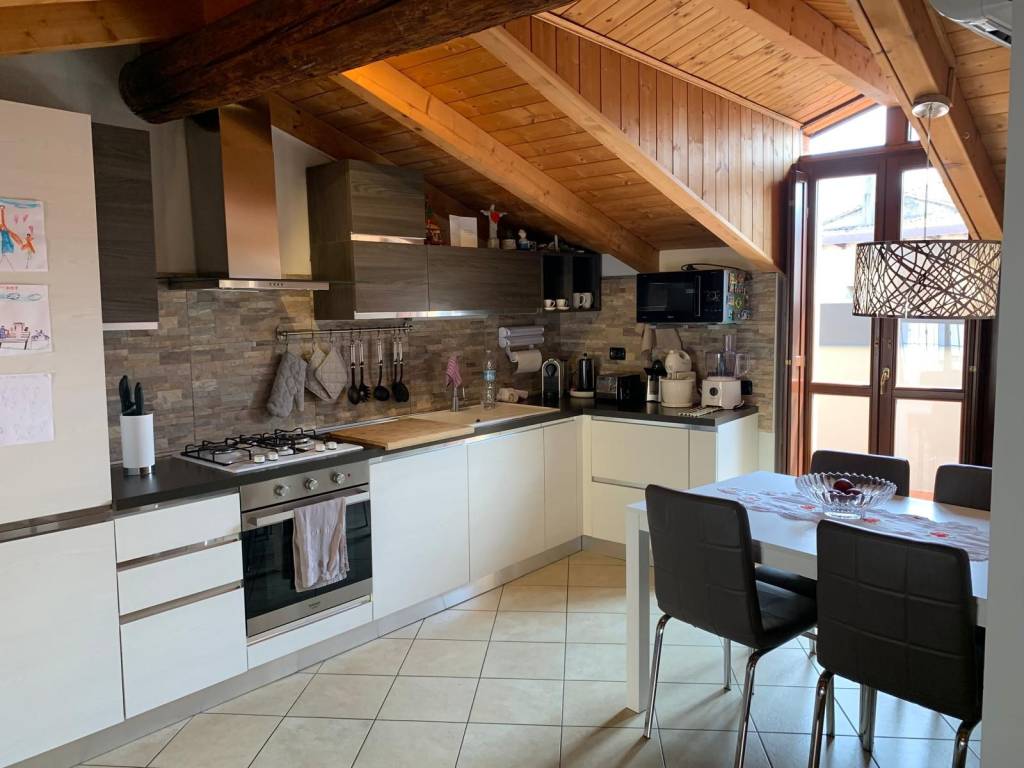 appartamento in vendita a Brembate