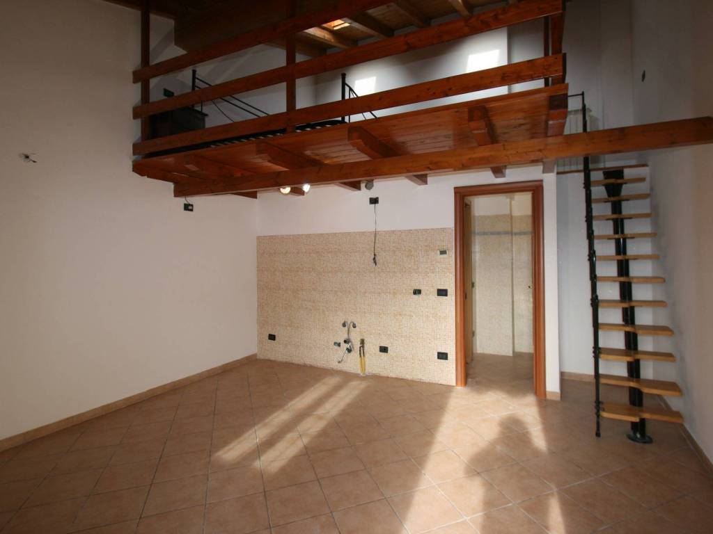 appartamento in vendita a Brembate