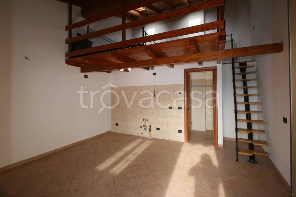 appartamento in vendita a Brembate