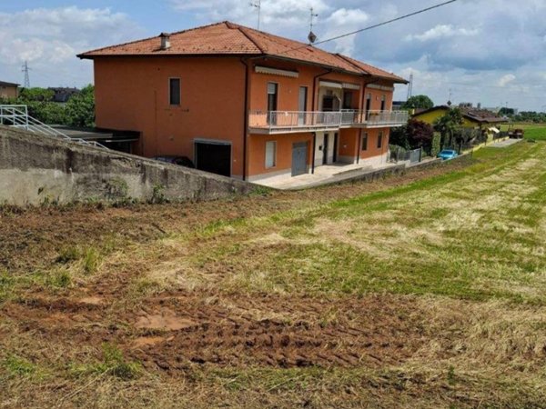 appartamento in vendita a Brembate