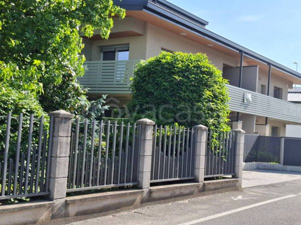 appartamento in vendita a Brembate