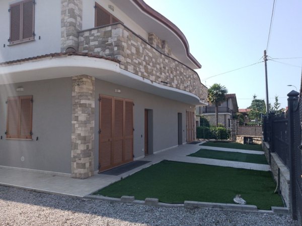 casa indipendente in vendita a Brembate