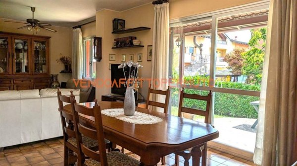 casa indipendente in vendita a Brembate