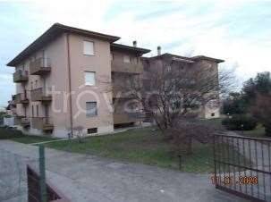 appartamento in vendita a Brembate in zona Grignano