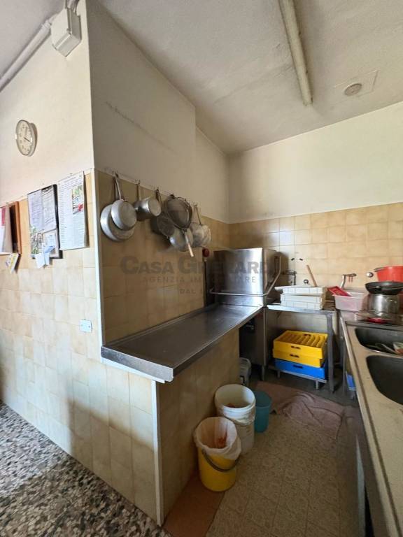 negozio in vendita a Brembate