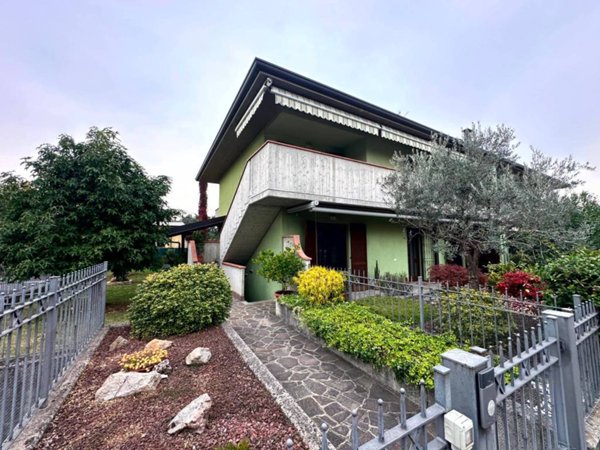 appartamento in vendita a Brembate