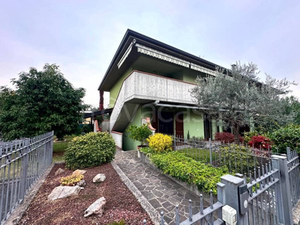 appartamento in vendita a Brembate