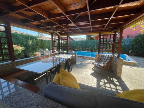 casa indipendente in vendita a Brembate