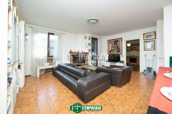 appartamento in vendita a Brembate