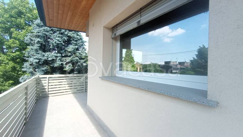 appartamento in vendita a Brembate