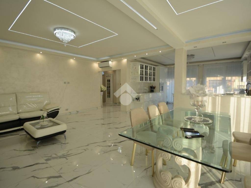 casa indipendente in vendita a Brembate in zona Grignano