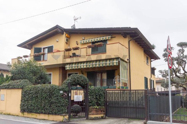 casa indipendente in vendita a Brembate