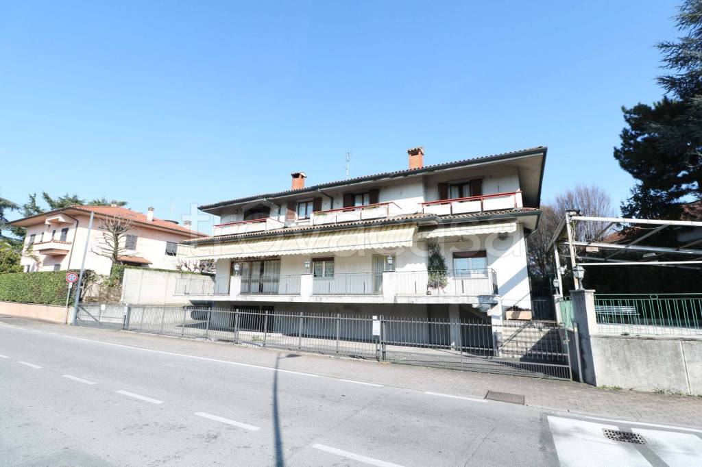 appartamento in vendita a Brembate