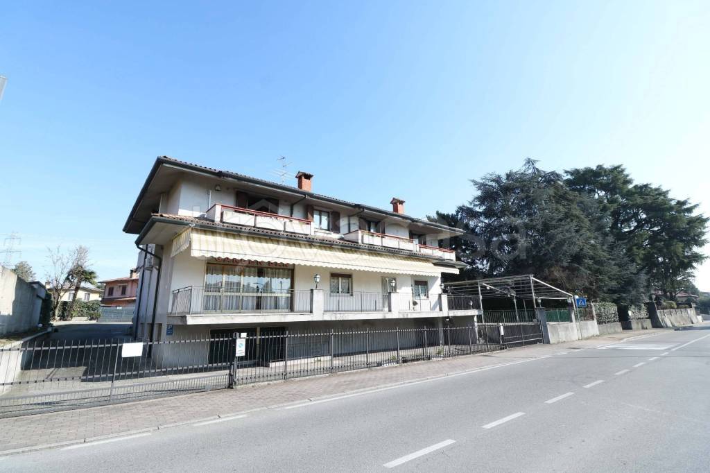 appartamento in vendita a Brembate