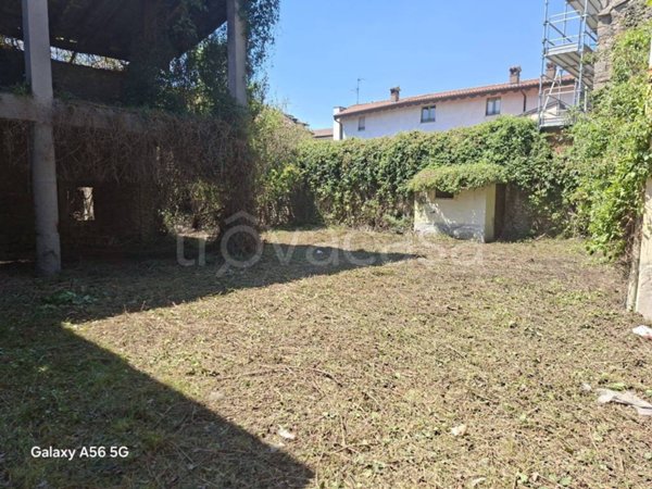 casale in vendita a Brembate