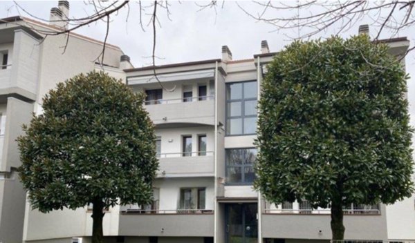 appartamento in vendita a Brembate in zona Grignano