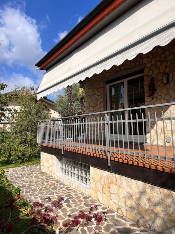 casa indipendente in vendita a Brembate