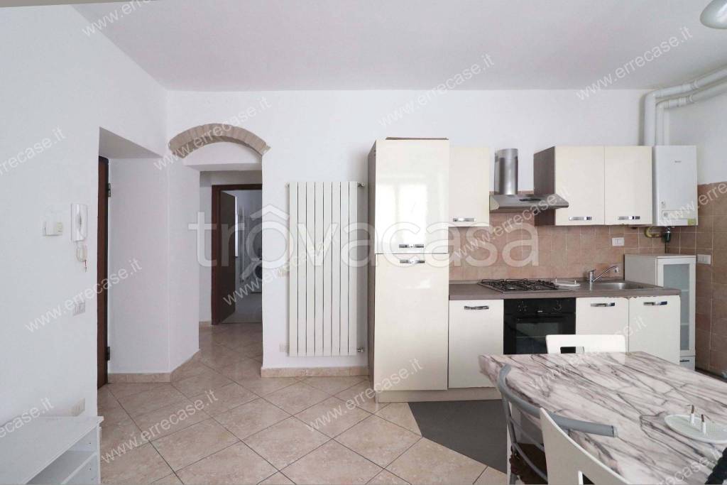 appartamento in vendita a Brembate in zona Grignano
