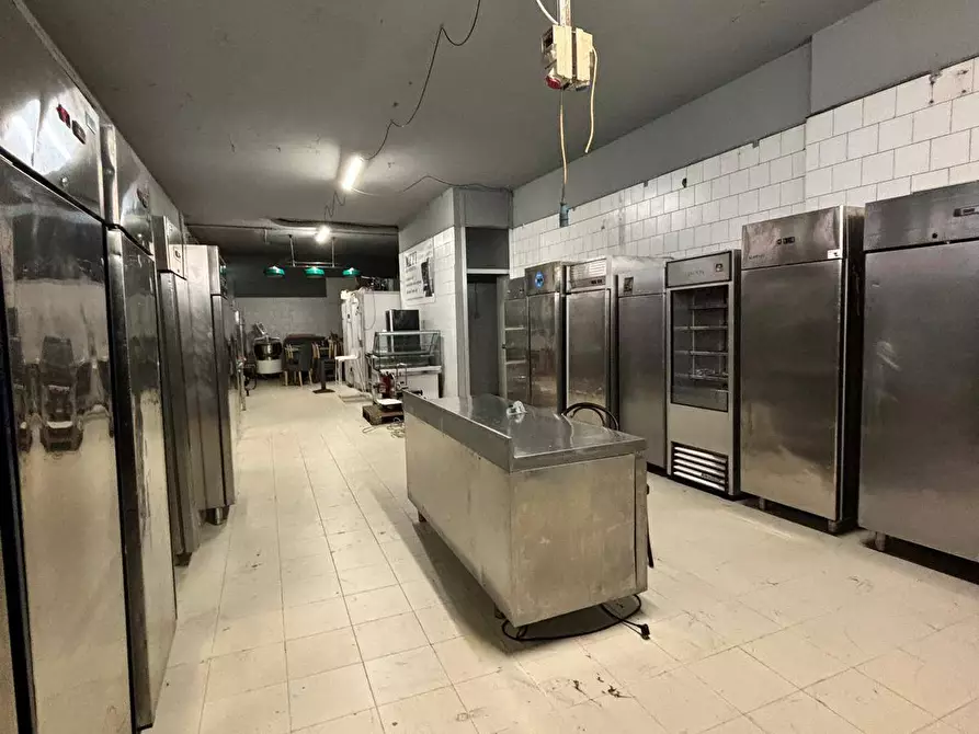 locale di sgombero in vendita a Brembate di Sopra