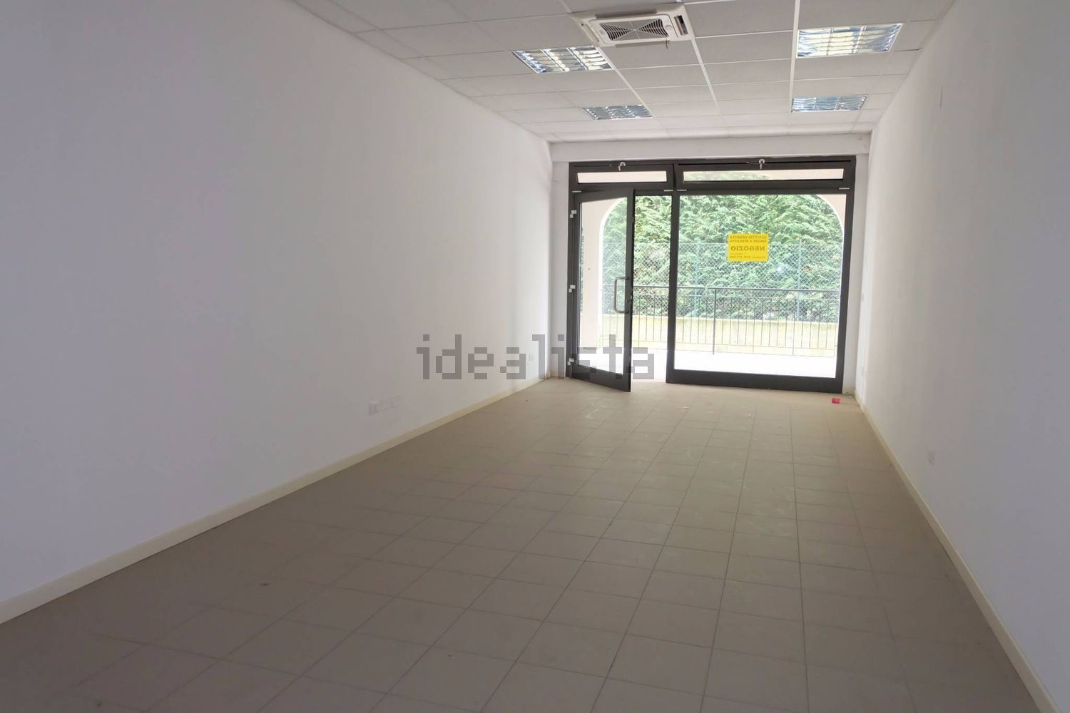 ufficio in vendita a Brembate di Sopra