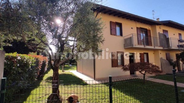casa indipendente in vendita a Brembate di Sopra