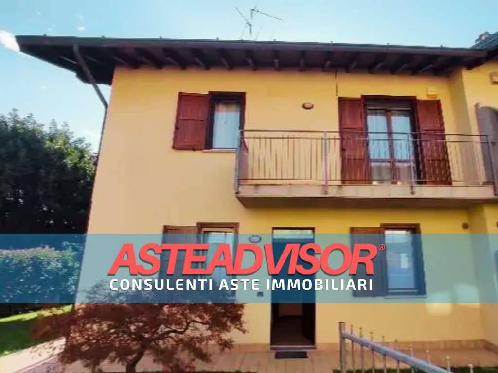 casa indipendente in vendita a Brembate di Sopra
