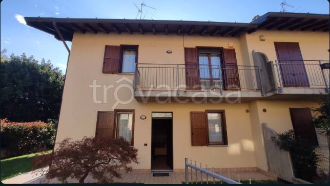 casa indipendente in vendita a Brembate di Sopra