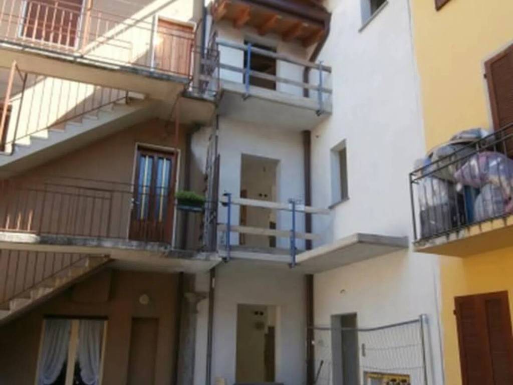 appartamento in vendita a Brembate di Sopra
