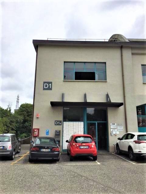 negozio in vendita a Brembate di Sopra