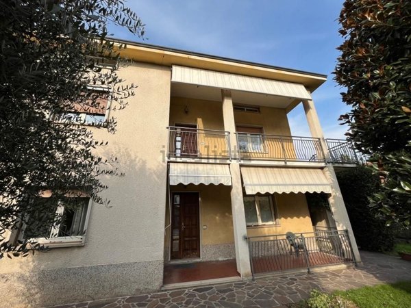 appartamento in vendita a Brembate di Sopra