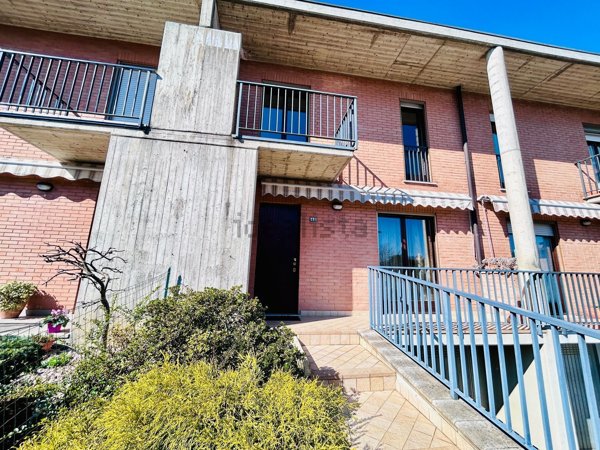 casa indipendente in vendita a Brembate di Sopra