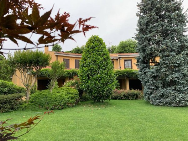 casa indipendente in vendita a Brembate di Sopra